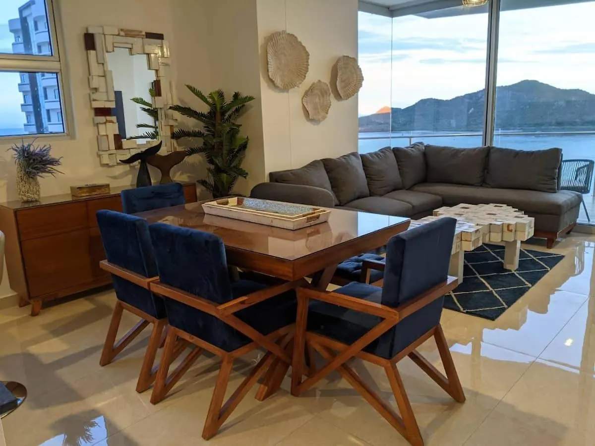 Beautiful Apartment In An Exclusive Area Of Mazatlan 8P 0*,